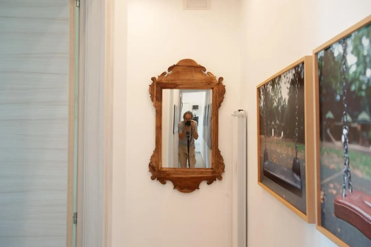 B&B Ichome Napoli - Maison D'Artiste 2*, Naples